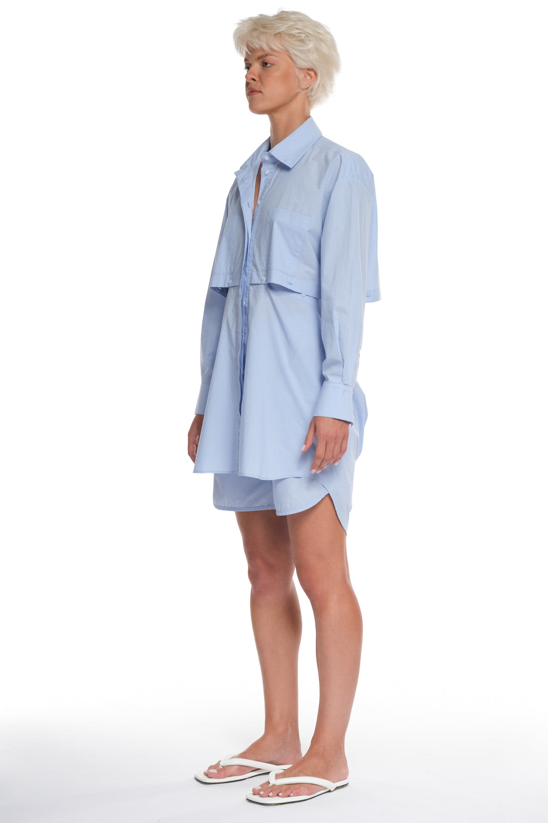 LONG COTTON SHIRT WITH HORIZONTAL BACK CUTTING AND BUTTONING, LONG SLEEVES AND OPEN BACK