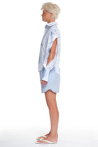 PRINTED LONG SLEEVE SHIRT WITH BUTTONING AND CUTTINGS ON THE SLEEVES, OPEN COLLAR