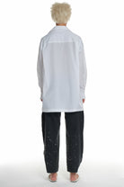LONG SLEEVE COTTON SHIRT WITH TWO DIFFERENT TYPES OF COLLAR, CUTTINGS IN FRONT AND ON THE SHOULDERS, LONGER ON THE BACK