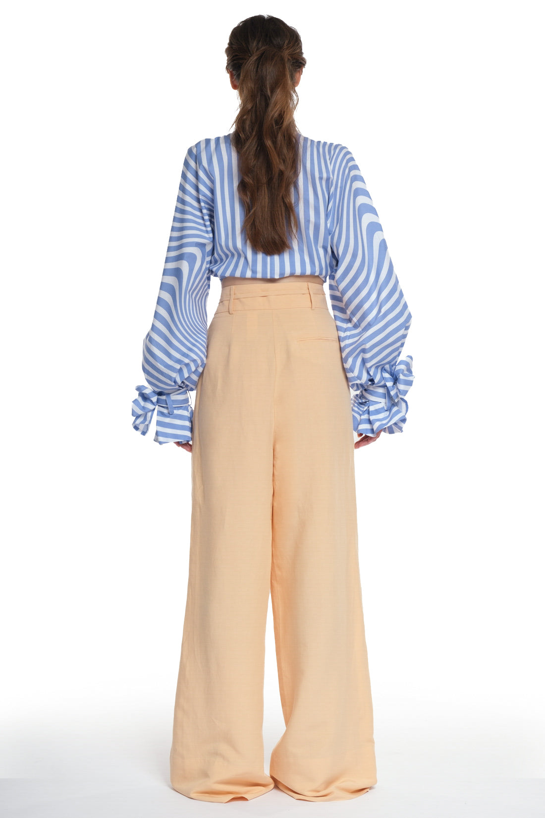 LONG HIGH-WAISTED PANTS WITH THIN BELT AND DETAILS IN FRONT