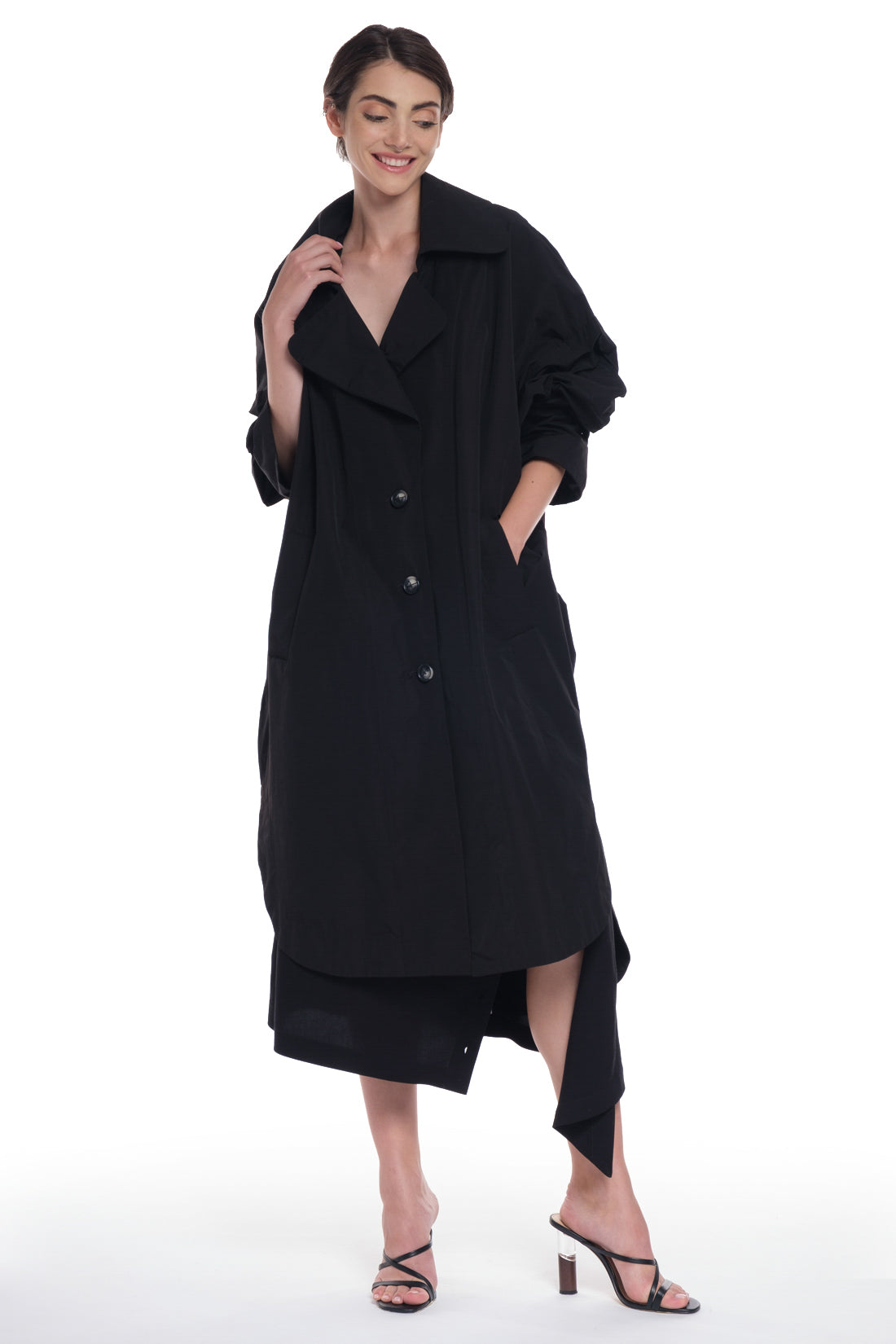 RAIN PROOF TRENCH COAT WITH LONG SLEEVES, BIG COLLAR, IN FRONT BUTTONING