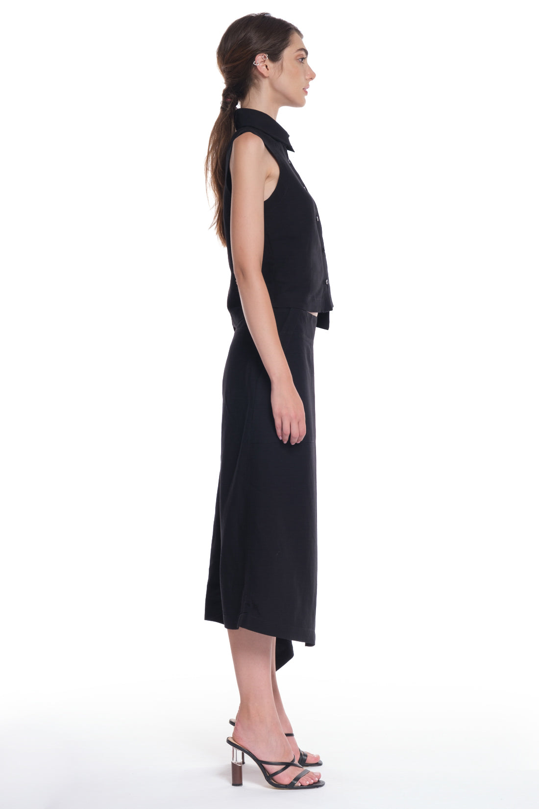 ASYMMETRICAL LONG SKIRT WITH CUTTING AND BUTTONING ON THE SIDE