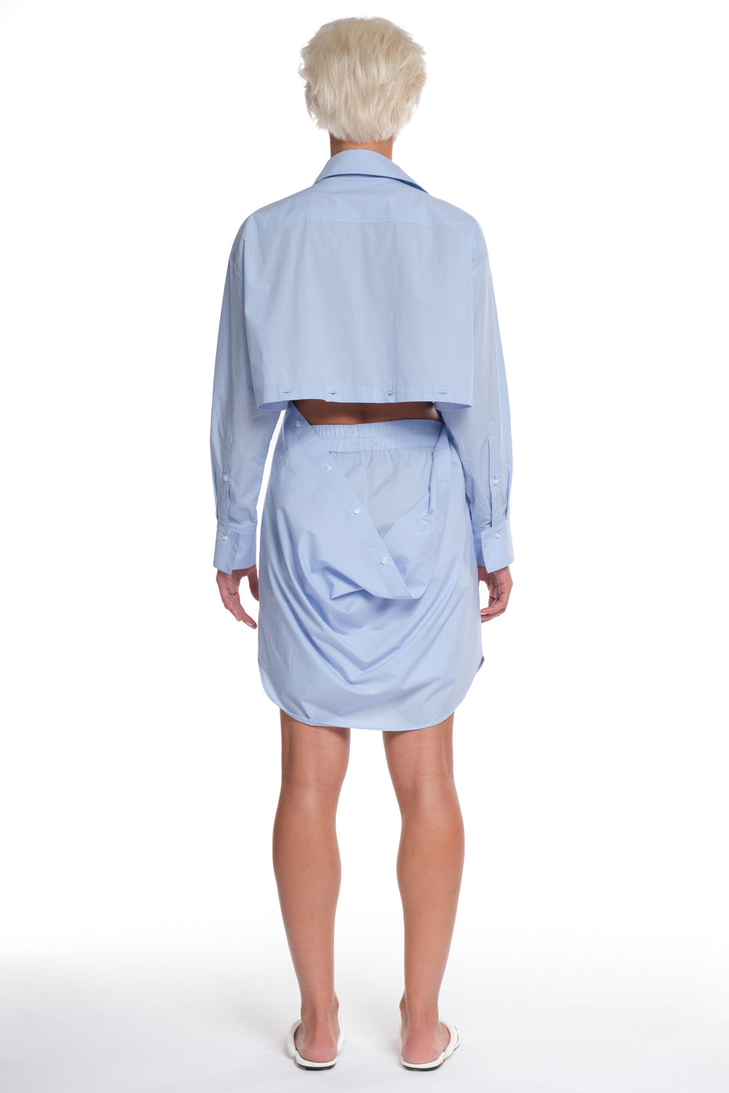 LONG COTTON SHIRT WITH HORIZONTAL BACK CUTTING AND BUTTONING, LONG SLEEVES AND OPEN BACK